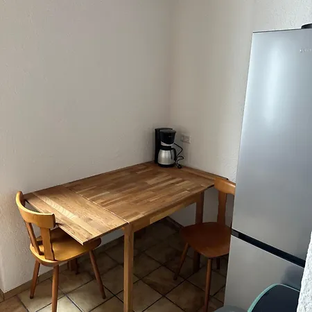 Marx - City Apartment in zentraler Lage - Ideal für 2 Personen, mit Waschmaschine *